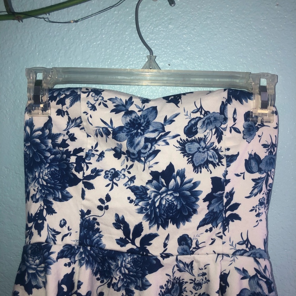 STRAPLESS FLORAL DRESS - Picture 2 of 3